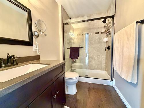 8 Spruce Drive, Emo, ON 