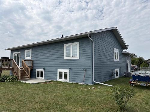 8 Spruce Drive, Emo, ON 