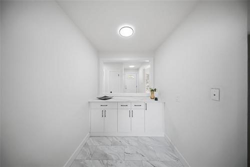 87 Marshall Cr, Winnipeg, MB 