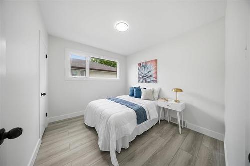 87 Marshall Cr, Winnipeg, MB 