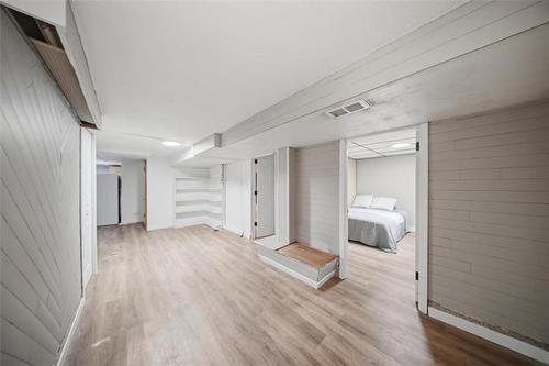 87 Marshall Cr, Winnipeg, MB 