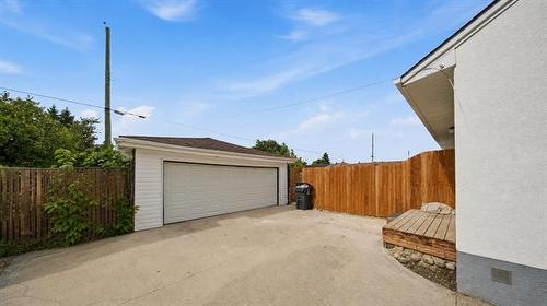 87 Marshall Cr, Winnipeg, MB 