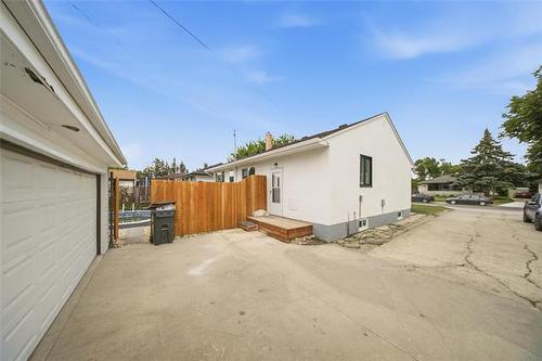 87 Marshall Cr, Winnipeg, MB 