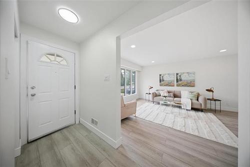 87 Marshall Cr, Winnipeg, MB 