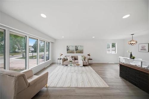 87 Marshall Cr, Winnipeg, MB 
