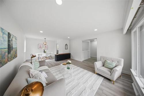 87 Marshall Cr, Winnipeg, MB 