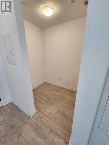 308 - 770 WHITLOCK AVENUE , Milton (CB Cobban), Ontario L9E 1S2 5