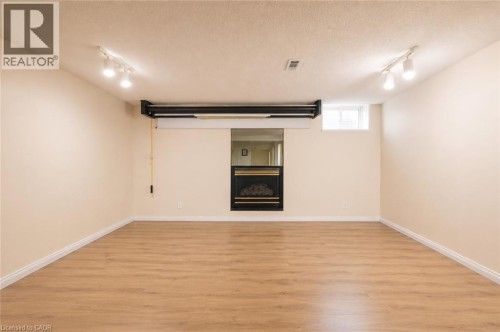 481 Timbercroft Crescent, Waterloo, ON 