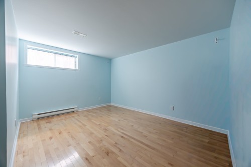 Chambre à coucher - 8645 Av. Oregon, Brossard, QC 