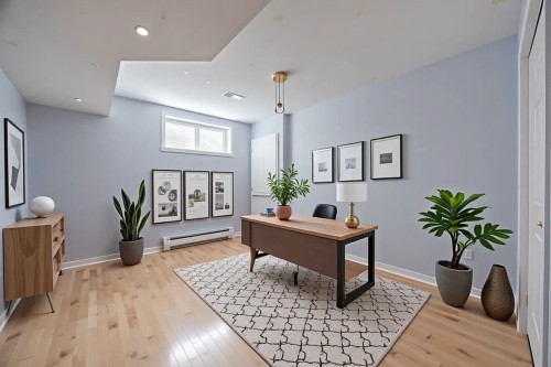 Bureau - 8645 Av. Oregon, Brossard, QC 