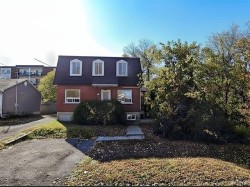 12A 8e Avenue  Montréal (Pierrefonds-Roxboro), QC H8Y 2W5