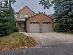 26 BEECHBROOKE WAY  Aurora, ON L4G 6N7