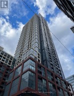 3705 - 108 PETER STREET  Toronto, ON M5V 0W2