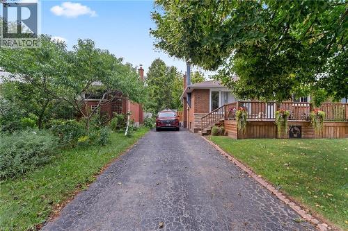 15 Collier Crescent, Hamilton, ON 