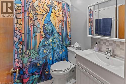 15 Collier Crescent, Hamilton, ON 