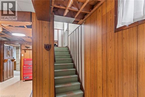 15 Collier Crescent, Hamilton, ON 