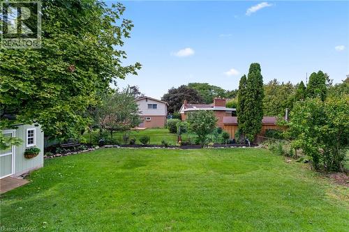 15 Collier Crescent, Hamilton, ON 