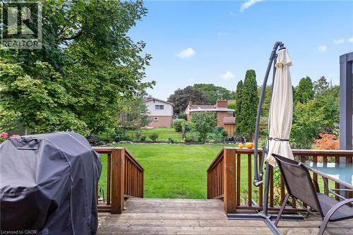15 Collier Crescent, Hamilton, ON 