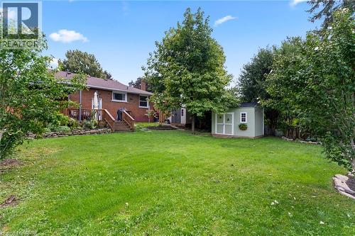 15 Collier Crescent, Hamilton, ON 