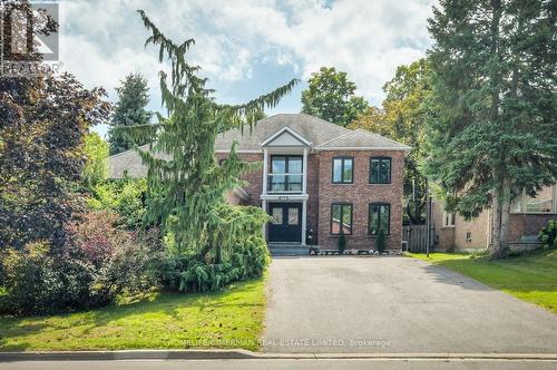 365 KENNEDY STREET W  Aurora, ON L4G 5M5