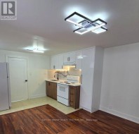 1 - 2886 LAKE SHORE BOULEVARD W  Toronto, ON M8V 1J1