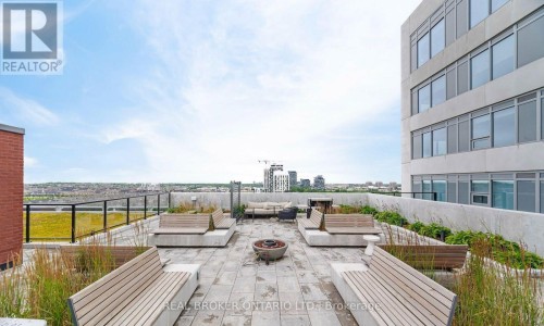 3 - 3200 WILLIAM COLTSON AVENUE , Oakville, Ontario L6H 7W6 2