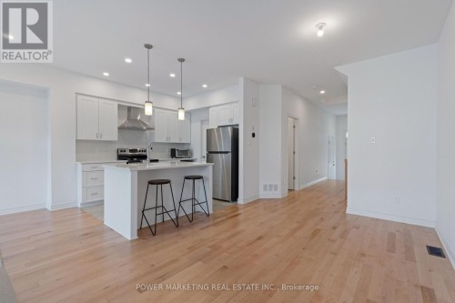 677 Cordelette Circle, Ottawa, ON 