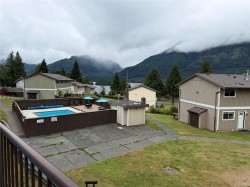 404 Haida Ave Port Alice, BC V0N 2N0