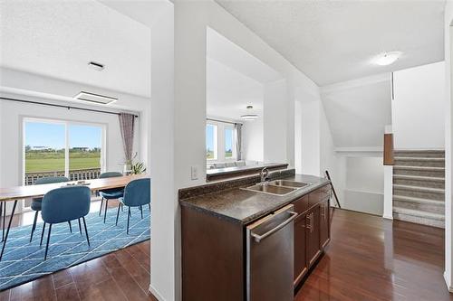 51 Abbeydale Cr, Winnipeg, MB 