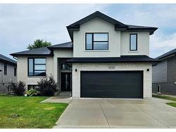 UPPER-1552 HARRISON Street  Lasalle, ON N9H 0E9