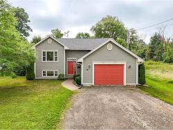 16 Hartford LANE Saint Stephen, NB E3A 3A7