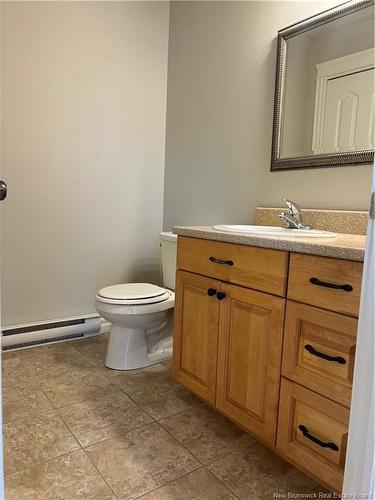 106 Lakeburn Ave, Dieppe, NB 
