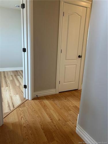 106 Lakeburn Ave, Dieppe, NB 