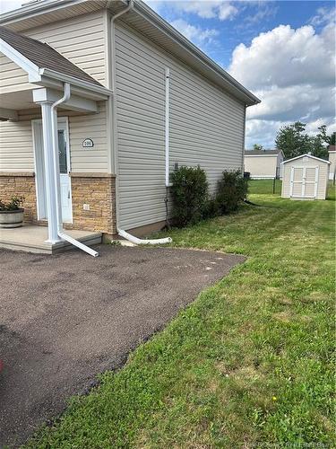 106 Lakeburn Ave, Dieppe, NB 