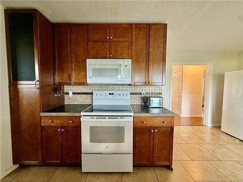 376 Kennebecasis River Rd, Hampton, NB 
