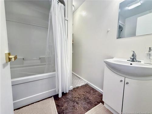 376 Kennebecasis River Rd, Hampton, NB 