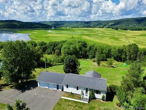 376 Kennebecasis River Rd, Hampton, NB 