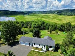 376 Kennebecasis River RD Hampton, NB E5N 6P3