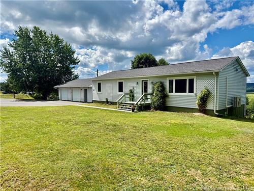 376 Kennebecasis River Rd, Hampton, NB 