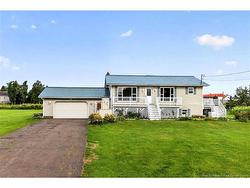 31 Brun ST  Beaubassin East, NB E4N 2E3