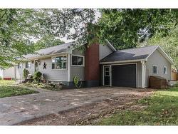 123 Court Street Sussex, NB E4E 1M9