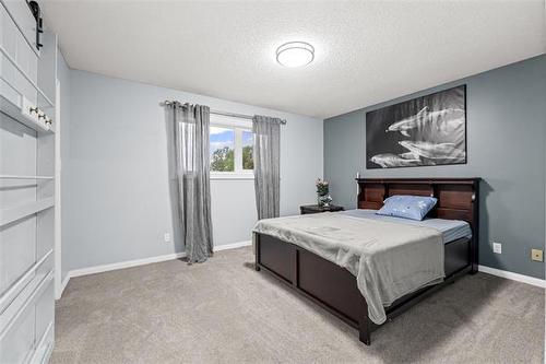 34 Farlinger Bay, Winnipeg, MB 
