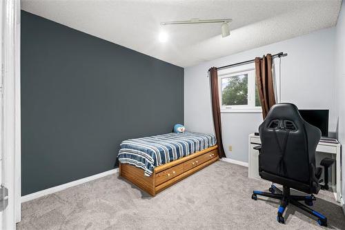 34 Farlinger Bay, Winnipeg, MB 