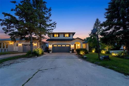 34 Farlinger Bay, Winnipeg, MB 