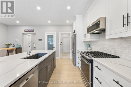 77 Rea Drive, Centre Wellington, ON 