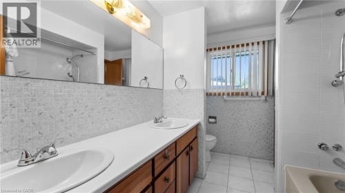 84 Tyrone Drive, Hamilton, ON 