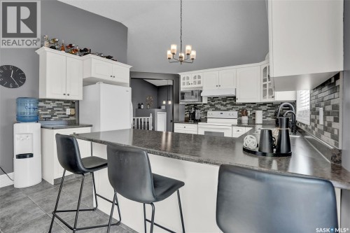 1355 Maple Leaf Crescent N, Regina, SK 