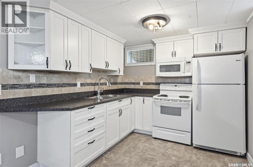 220 3Rd Street E, Saskatoon, SK 