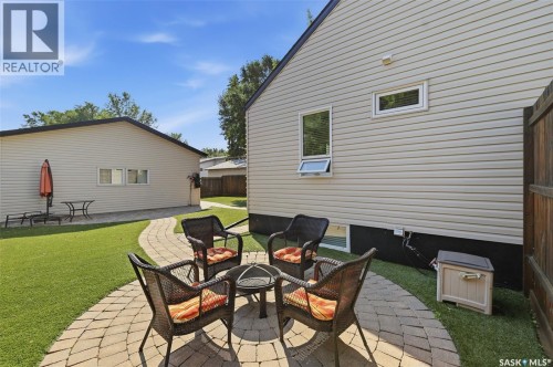 220 3Rd Street E, Saskatoon, SK 