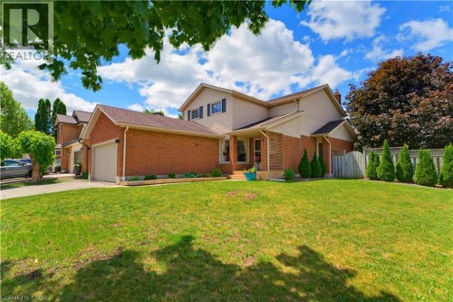3 ALONA Avenue  Cambridge, ON N3C 3Y5